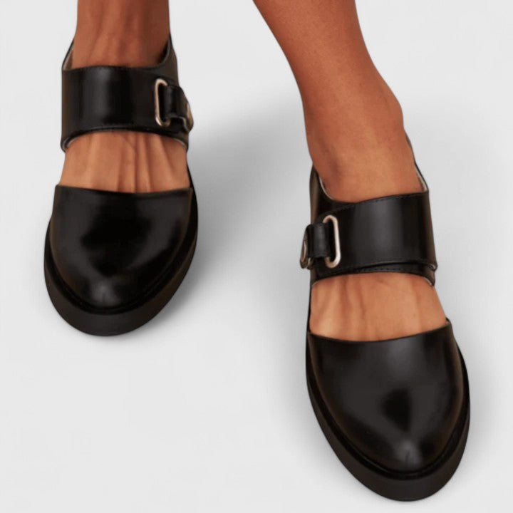 GOLDIE / CLASSIC FLATS