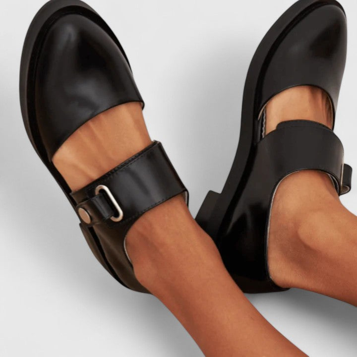 GOLDIE / CLASSIC FLATS