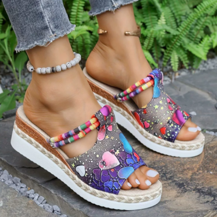 AVA / VINTAGE SANDALS