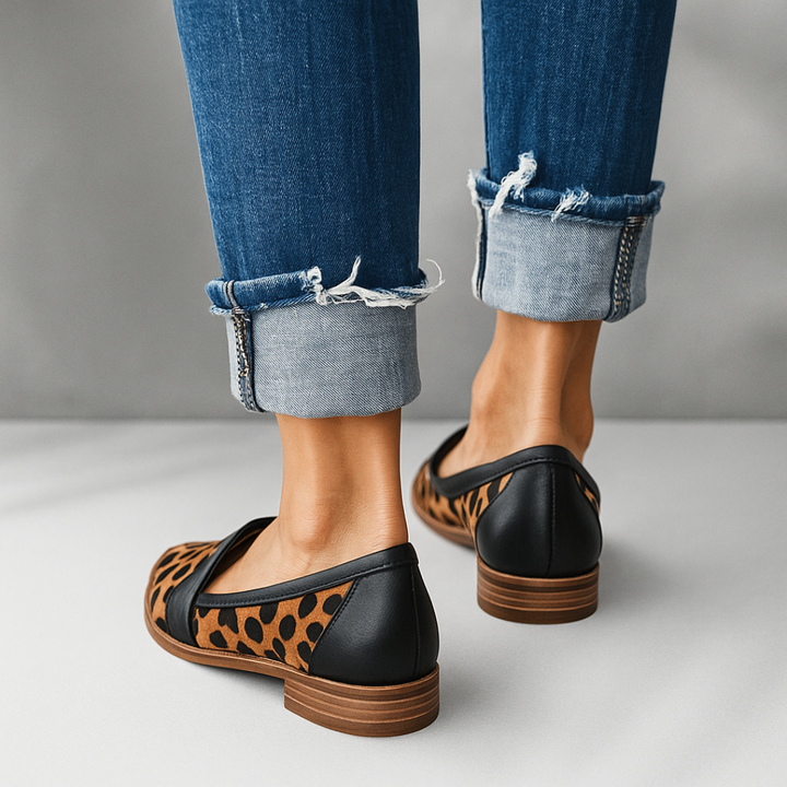 OTTILIE / SLEEK TOE LOAFERS