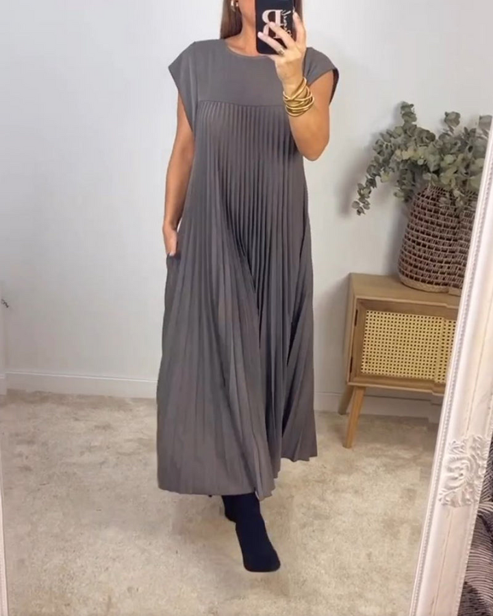 SOFIA / PLEATED MAXI DRESS