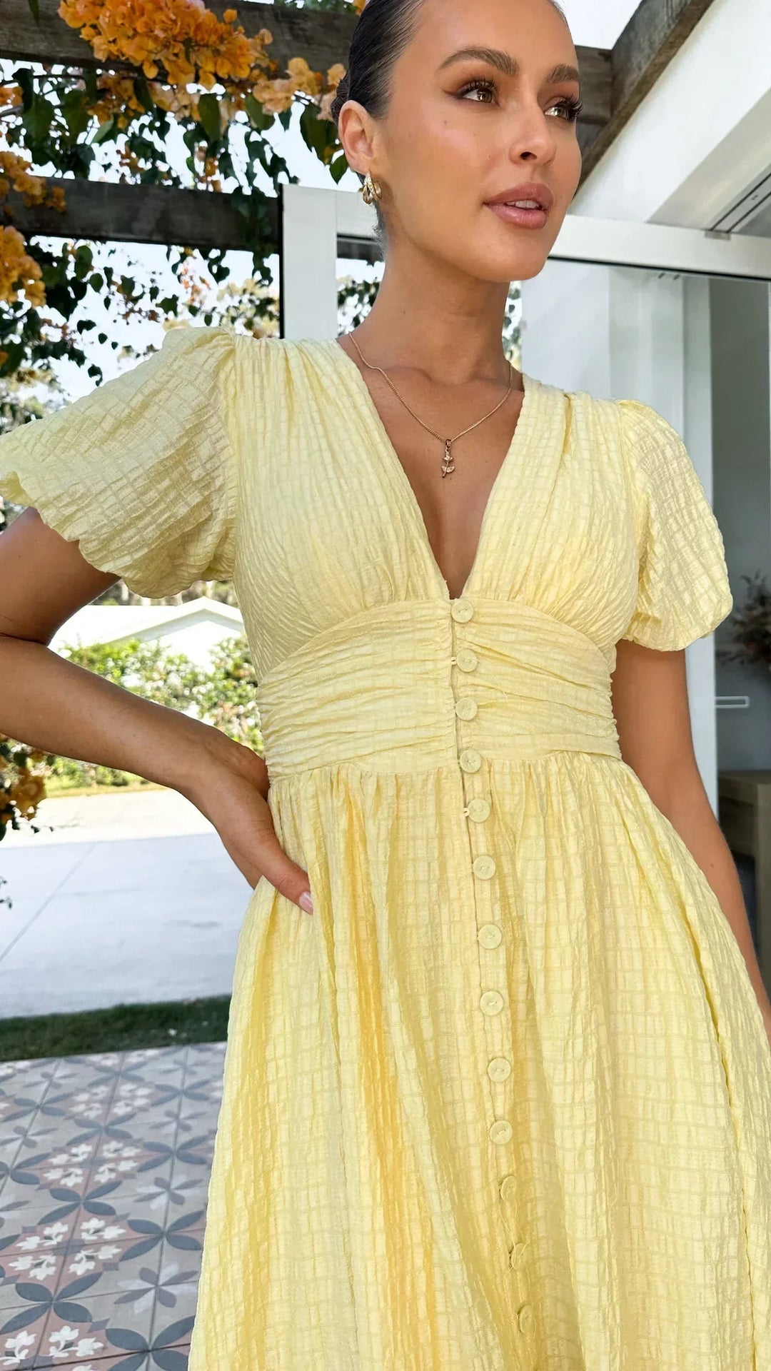 AKIRA / V-NECK LONG DRESS