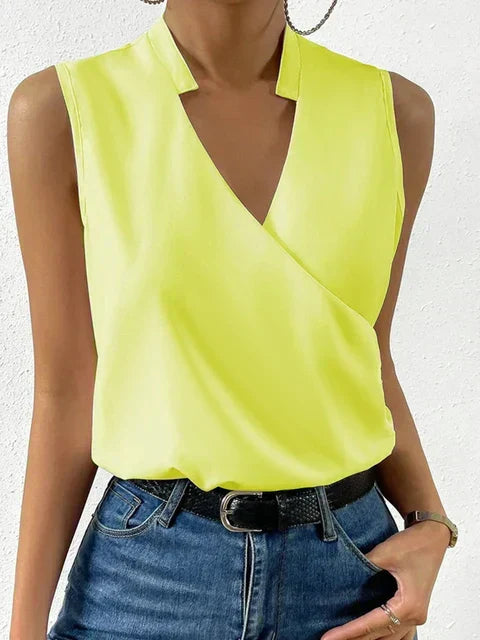 QUELLA / SOPHISTICATED SLEEVELESS BLOUSE