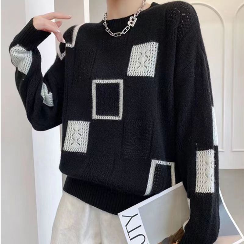 JULIA / GEOMETRIC PATCH JUMPER