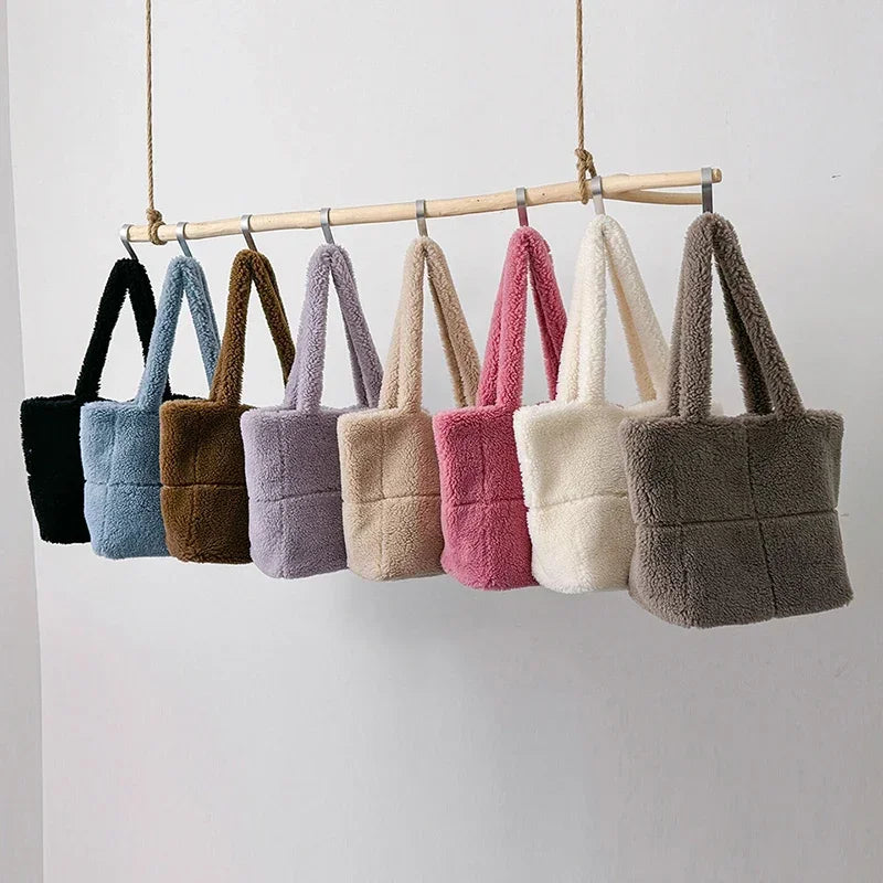 IRIS™ / SOFT TEXTURED SHOULDER BAG