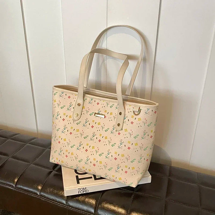 SANDRA / COTTAGECORE TOTE