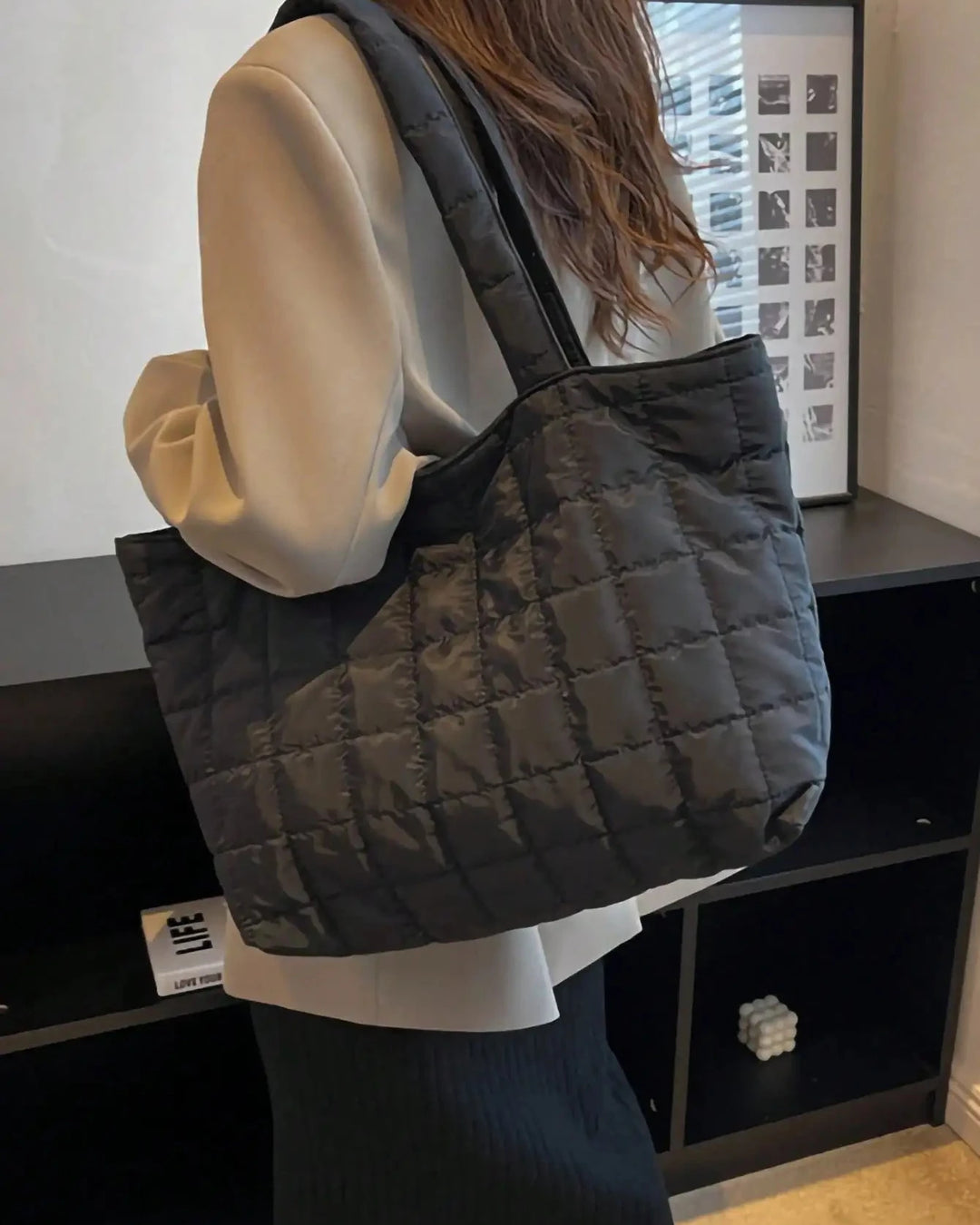 LIV™ / FASHIONABLE QUILTED HANDBAG