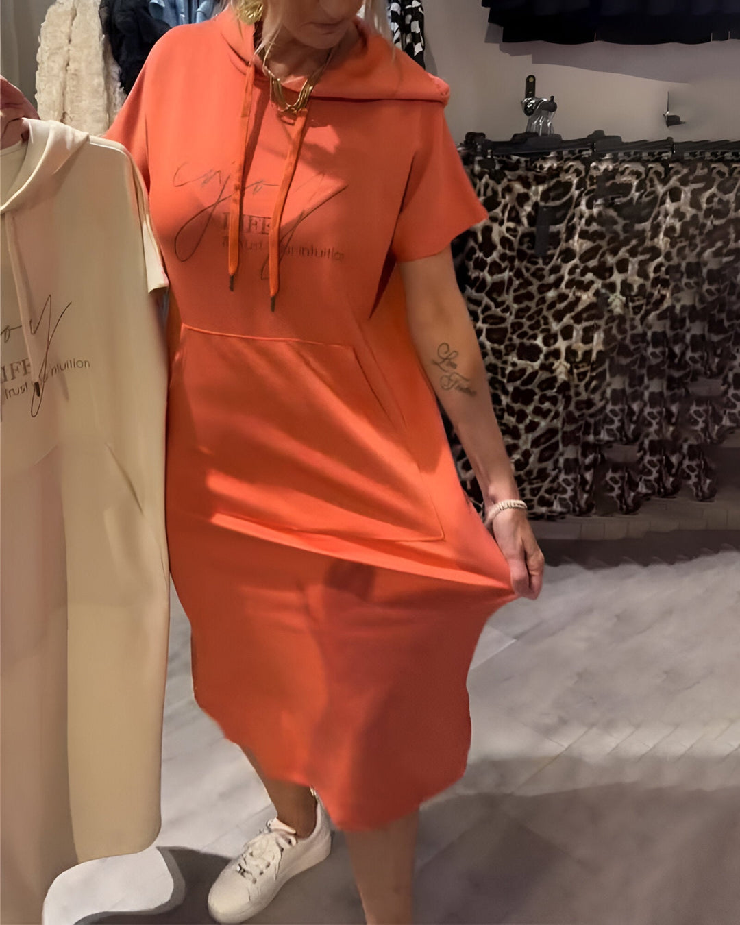BLESSY / CASUAL HOODED DRESS
