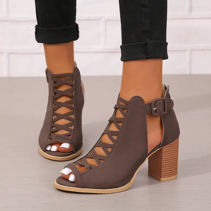 CHERRY / HEEL SANDALS