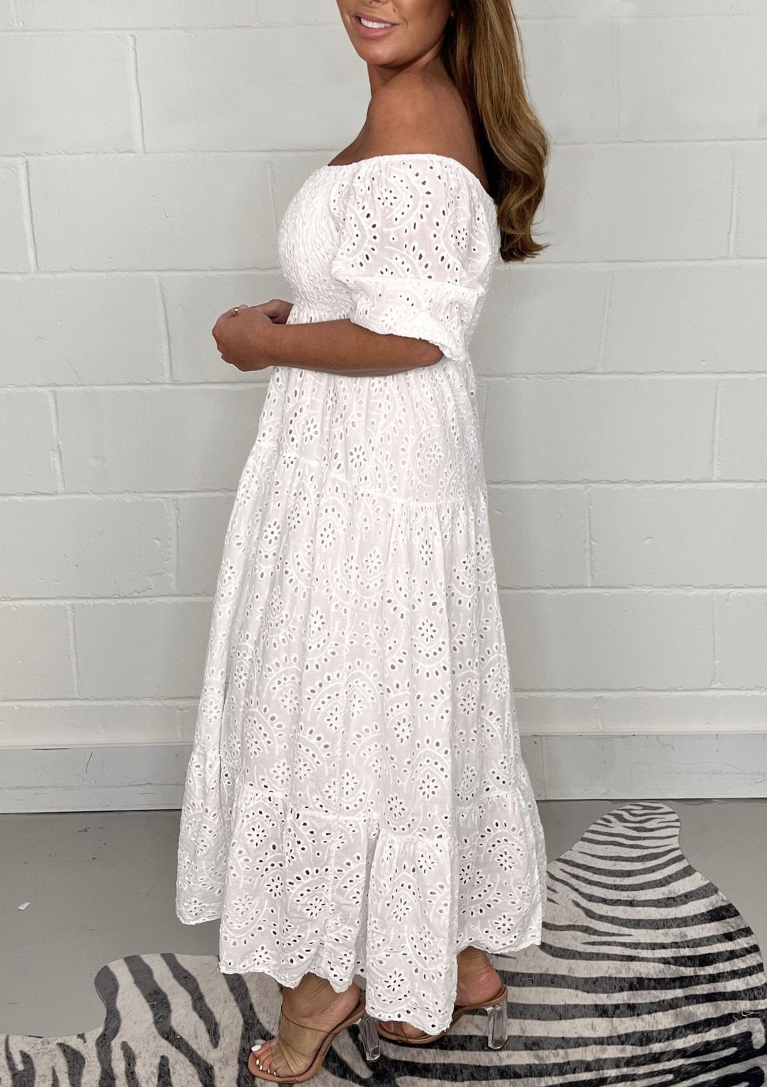 ELSIE / EYELET MAXI DRESS