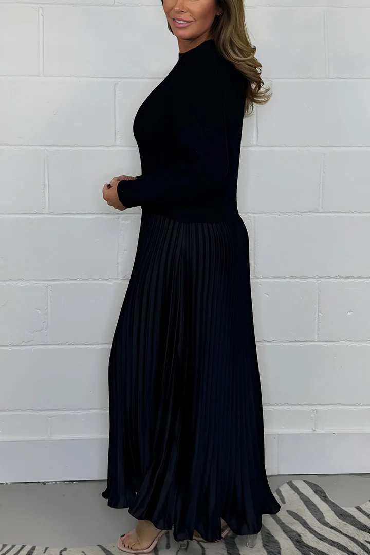 EMILY / LONG PULLOVER WITH PLEATED SKIRT